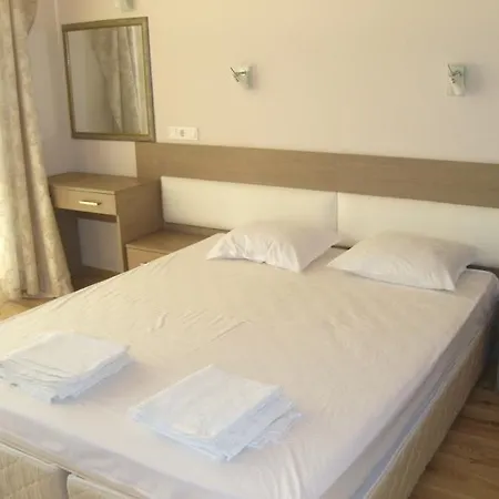 Ξενοδοχείο με διαμερίσματα Bay 3*